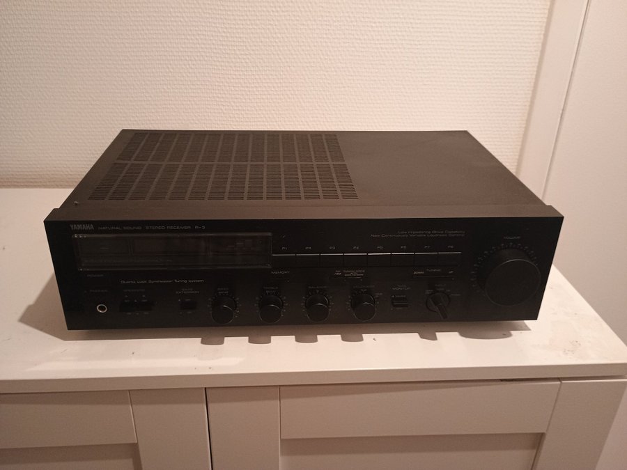 Yamaha R-3 Stereo Receiver