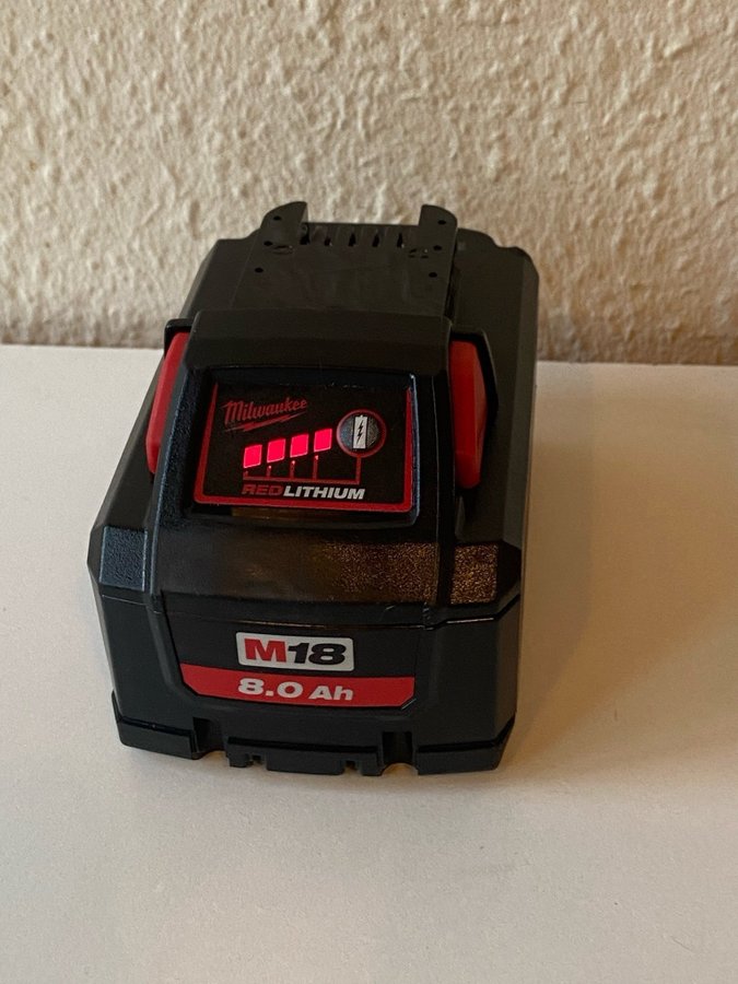 MILWAUKEE M18 HB8 Batteri 8,0Ah