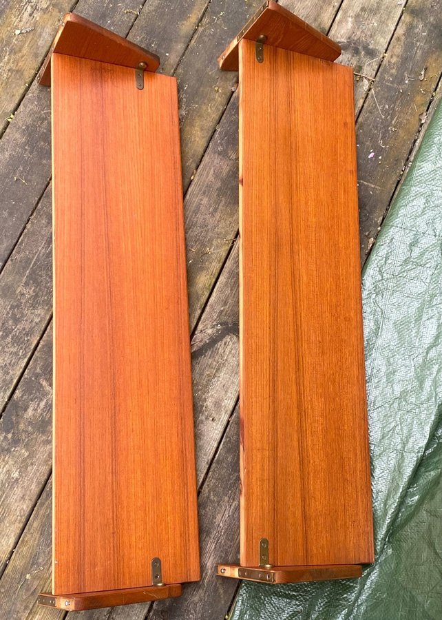 2 st Hyllor i teak 60-tal Retro