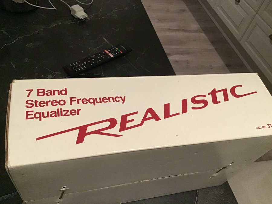 Realistic 7-bands stereo frekvensutjämnare