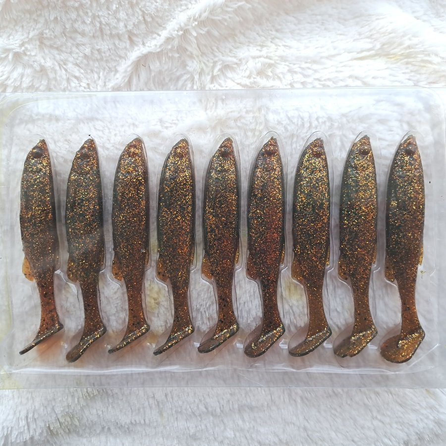 9 stycken Savagear LB 3D Fat Minnow T-Tail 10,5cm