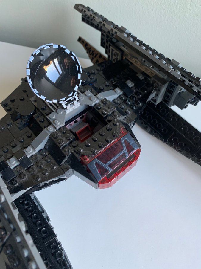 LEGO Star Wars 75179 - Kylo Rens Tie Fighter