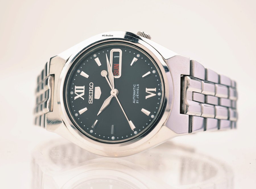 SEIKO 5 / 7S26 - Automatiskt ur från April 2015 i toppskick.