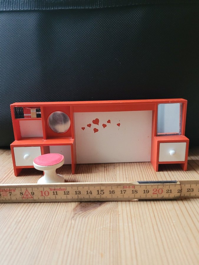 Sminkspegel/sänggavel med stol; Lundby; miniatyr