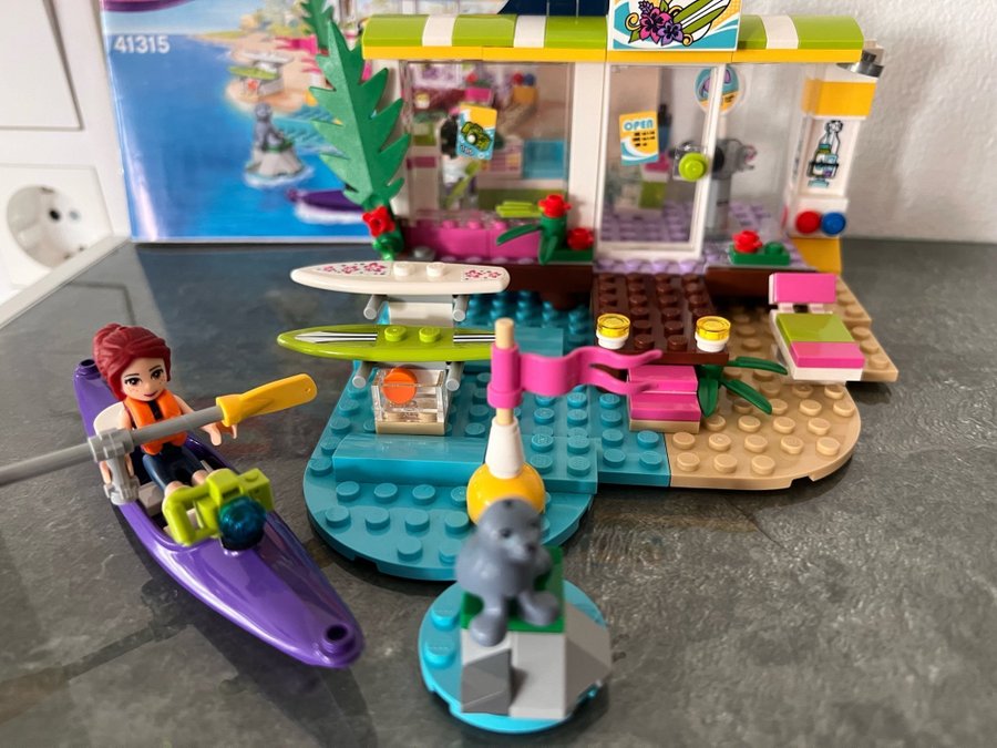 Lego Friends Heartlakes surfshop  41315