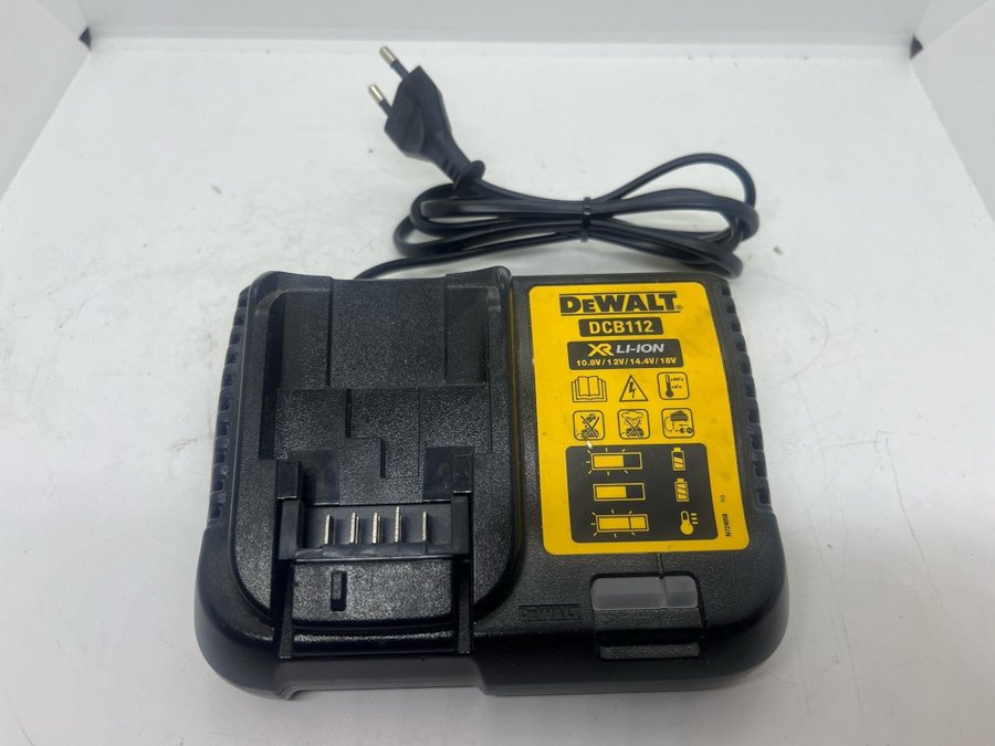 Dewalt Batteriladdare, 18V