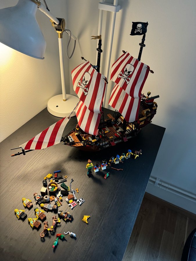 Lego Pirates 6243 2009 Brickbeard’s Boubty