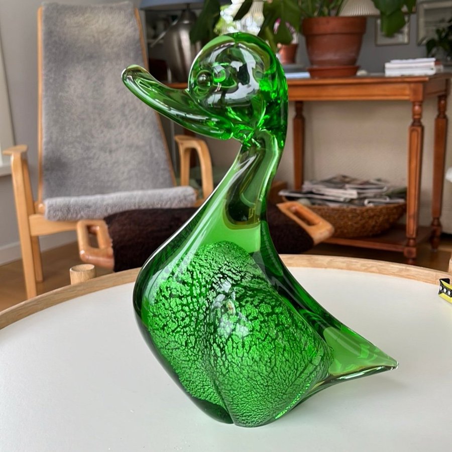 Stor 23 cm glasfigurin anka/and grön med silverliknande inlägg - glass duck