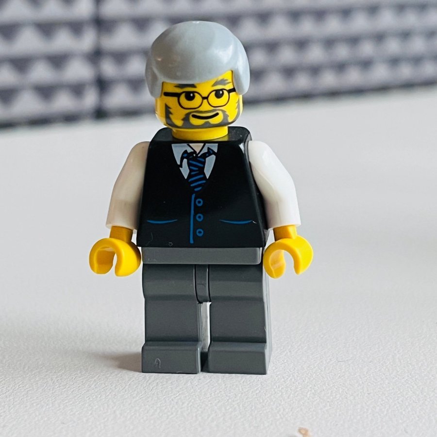 Lego Figur - Mand med Briller twn028