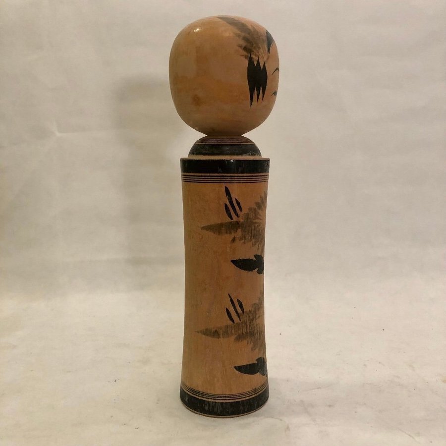 Kokeshi japansk trädocka vintage signerad