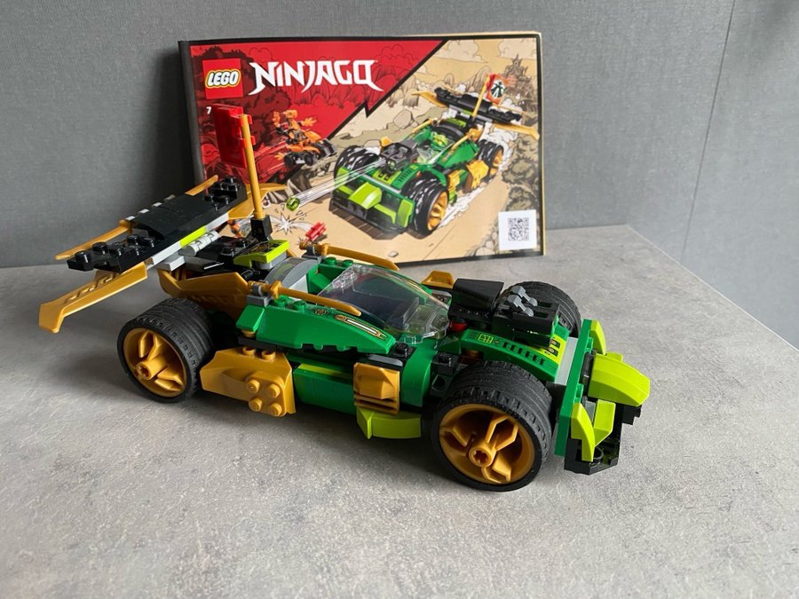 Lego Ninjago 71763 - Lloyds racerbil