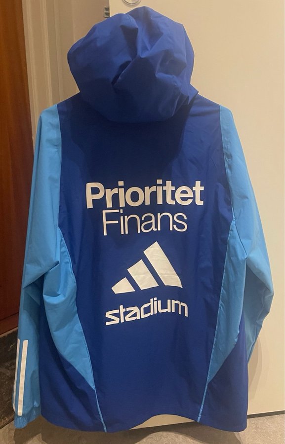 Djurgården Adidas träningsjacka från A-laget i nyskick / stl XL