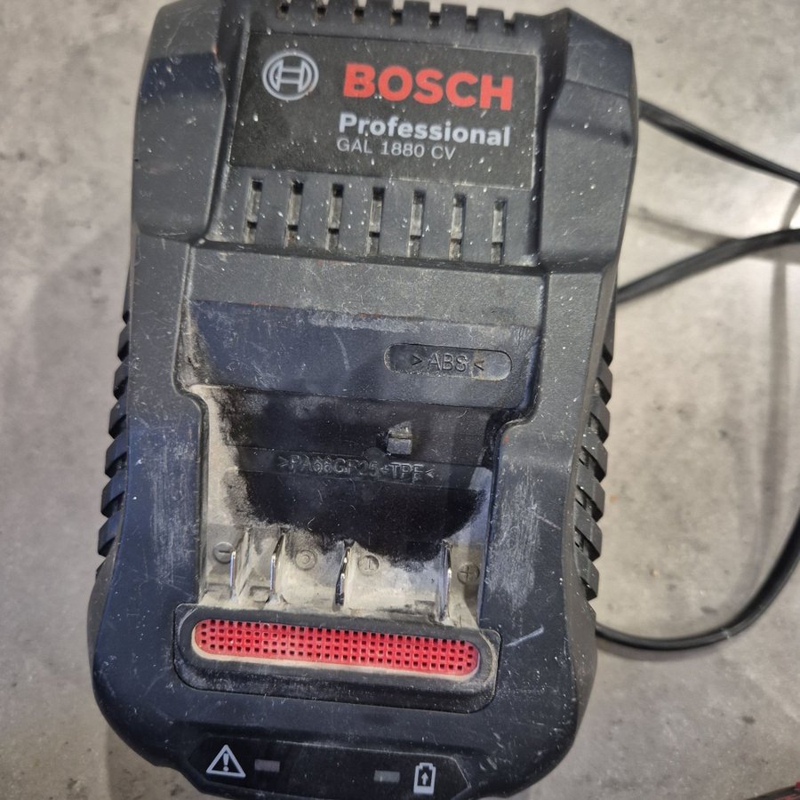 Bosch GST 18V-LI S stigsåg