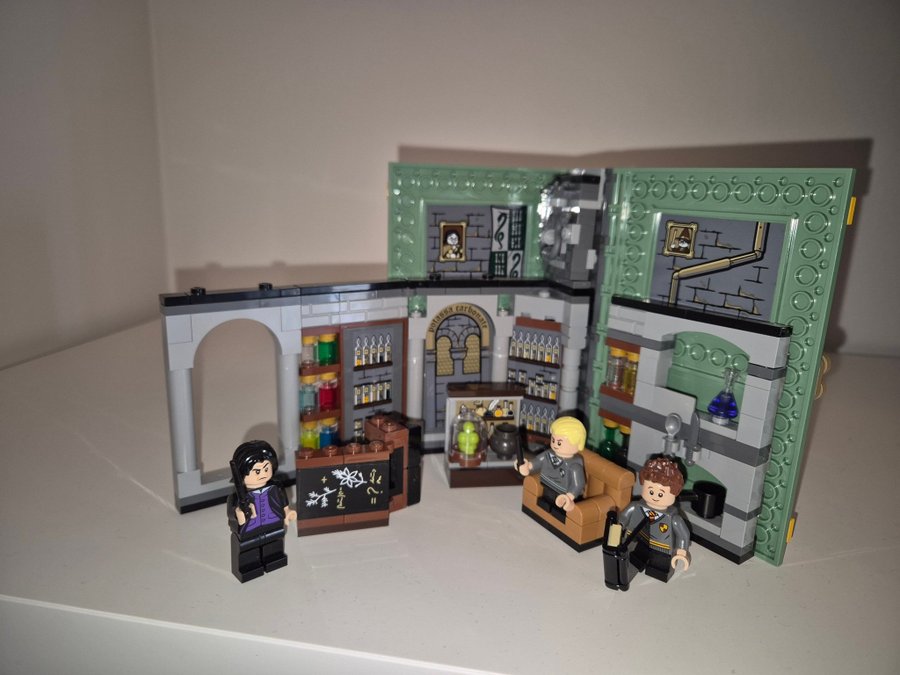 LEGO Harry Potter 76383 Hogwarts™: Lektionsklass