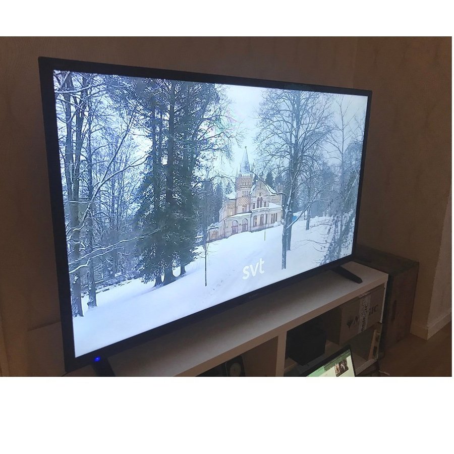 Sharp 48” - LCD Colour TV