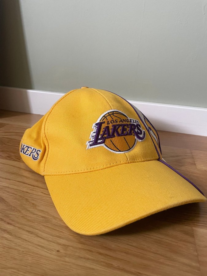 NBA Los Angeles Lakers keps / Nr 11, Malone