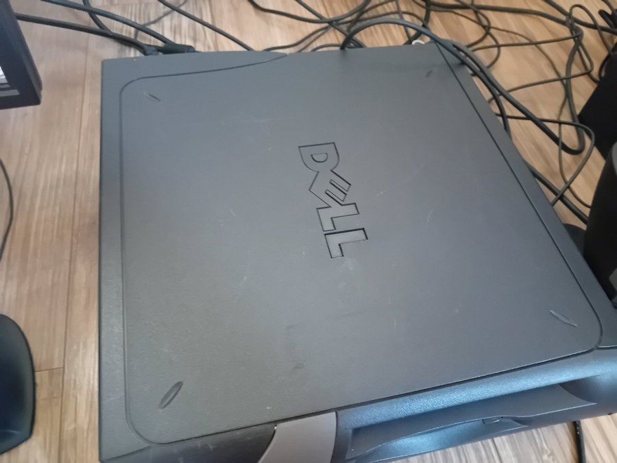 Retro gaming PC | Dell Optiplex gx150 | Riva TNT 2 16mb |17" LCD | Harman Kardon