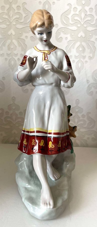 Figurin 30cm, USSR Polonsky fabrik, skulptör O. L. Zhnikrup 1973-1991