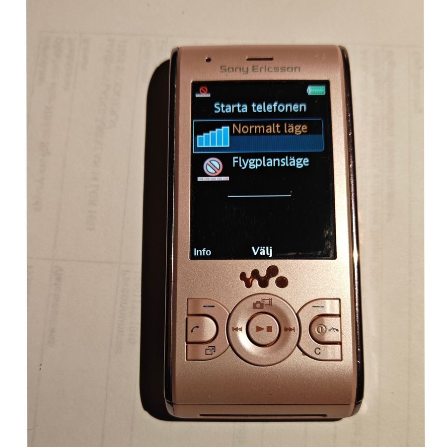 Sony Ericsson W595