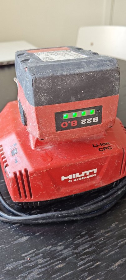 Laddare till Hilti B22 8.0