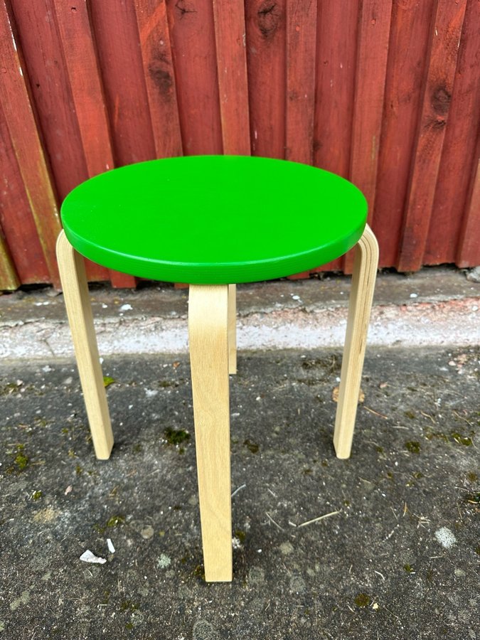 Grön pall FROSTA IKEA RETRO TRÄPALL