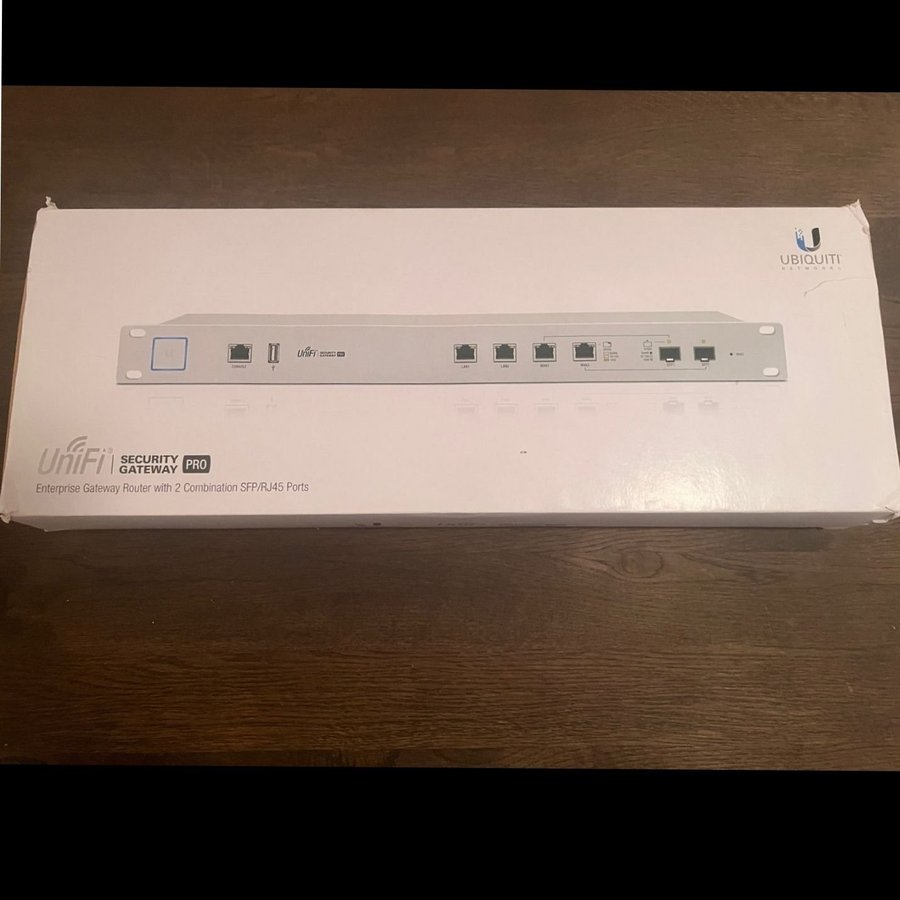 Ubiquiti UniFi USG PRO-4 Security Gateway