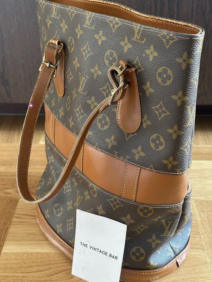 Louis Vuitton väska, äkthetskontrollerad