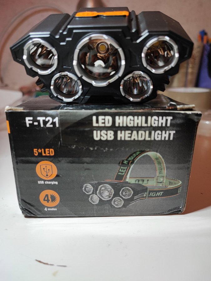 LED-huvudlampa med 5 lampor