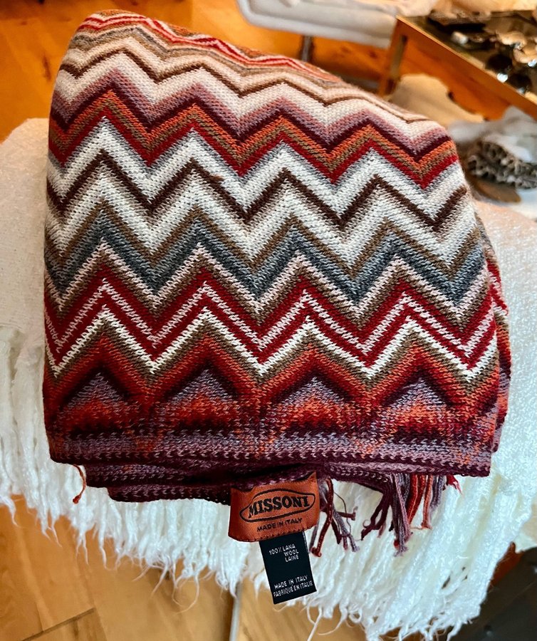 Missoni halsduk/scarf/sjal röd, orange, grön, brun, grå, vit halsduk