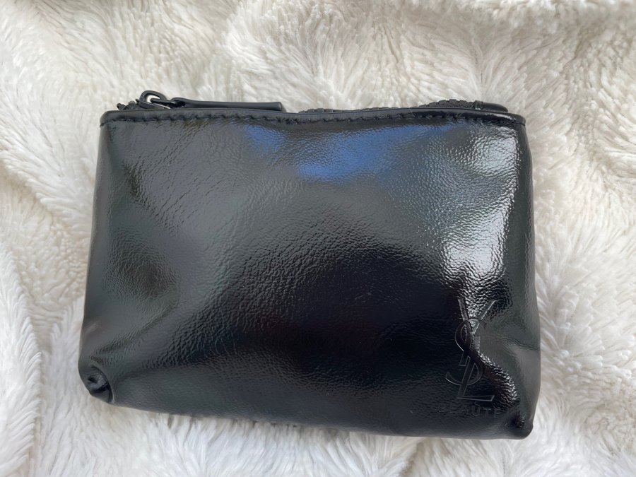 Yves Saint Laurent Beauté Black pouch / Coin purse