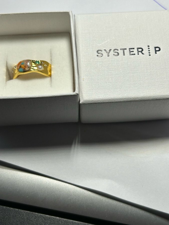 SYSTER P MELTING RING GOLD 18mm