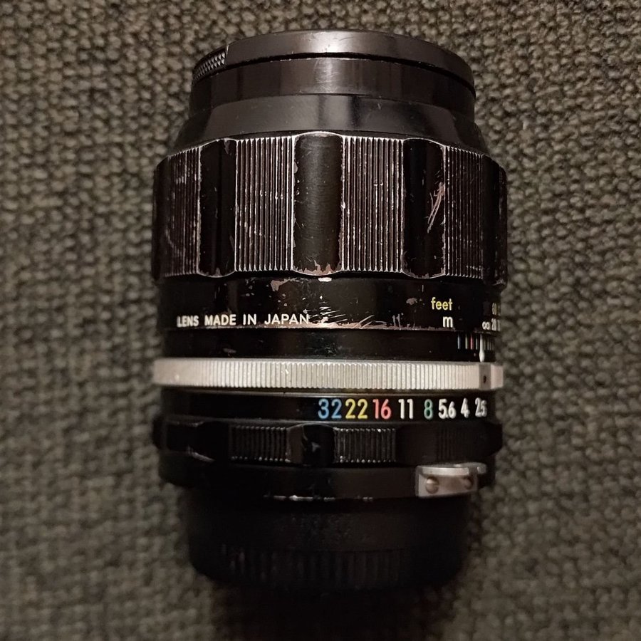 Nikon 105mm f/25 Nikkor PC Auto