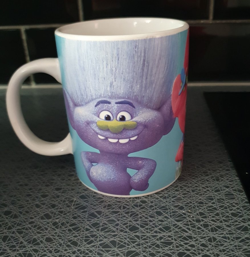 Kinnerton mugg motiv Trolls