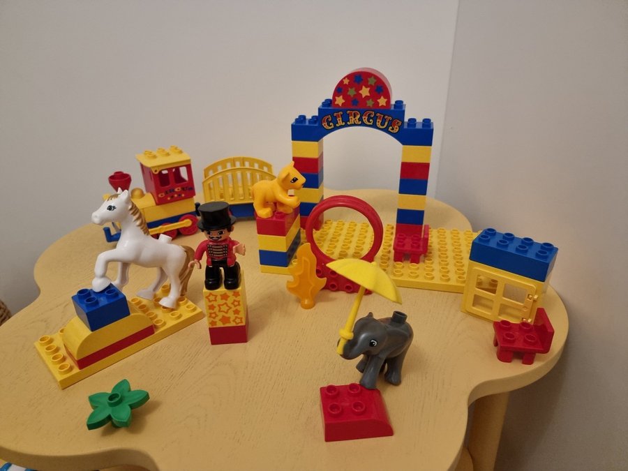 Duplo Cirkus stort set, unikt svårt att få tag på