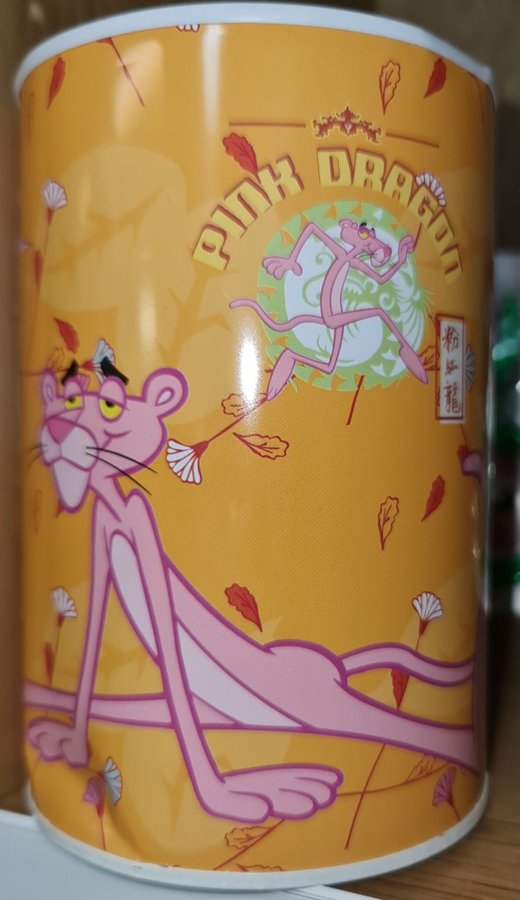 Spargris Pink Panther. Plåtburk. Liten buckla.