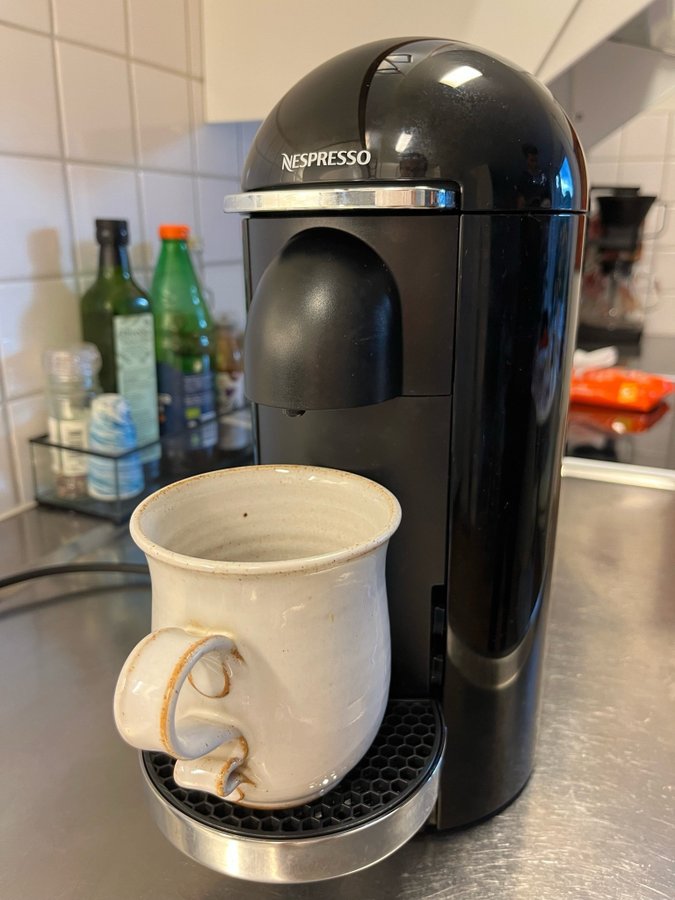 Nespresso Vertuo Plus svart