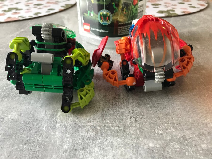 2 st Bionicle Lego 8564, 8563