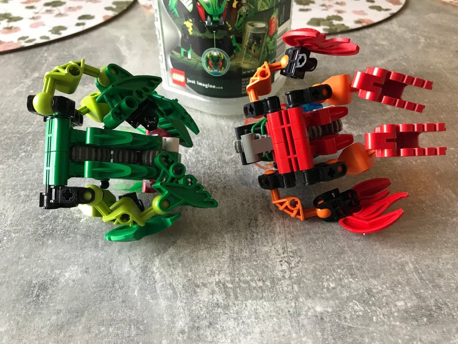 2 st Bionicle Lego 8564, 8563