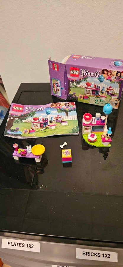 LEGO Friends 41112 -Party Cakes, komplett