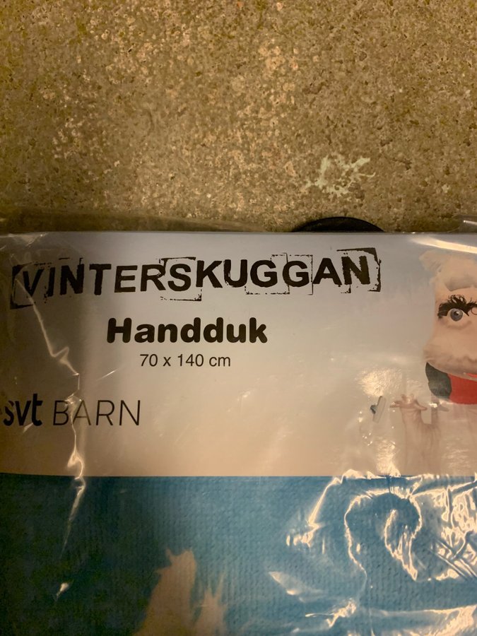 Vinterskuggan handduk ny i förpackning från SVT barn känd från sommarskuggan