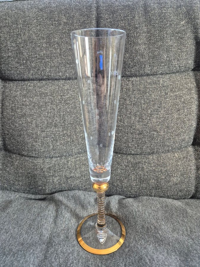 ERIKA LAGERBIELKE. Champagneglas