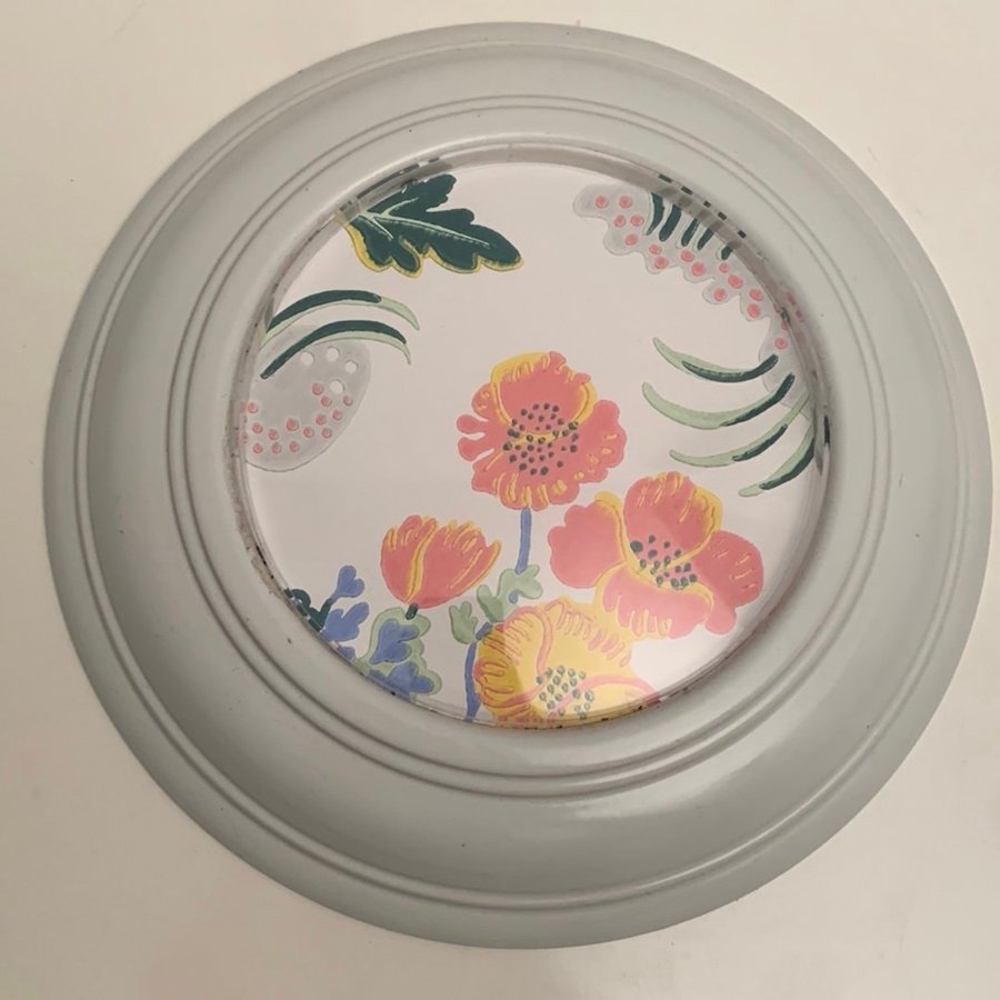 Blommig Väggdekoration Metal  Plast Tapet ”Aurora” Josef Frank