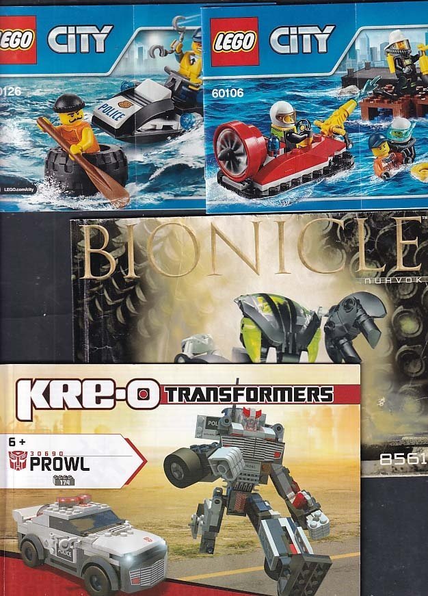 7 st instruktionshäfte: Lego City/2, Friends/1, Star Wars/1, Bionicle/2, Kre-o/1