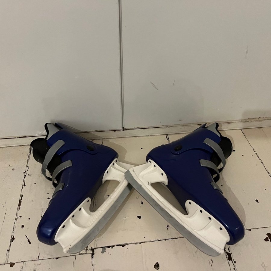 ROXA Ishockey Skridskor Modell 747 Made in Italy Stl. 48 NYSKICK