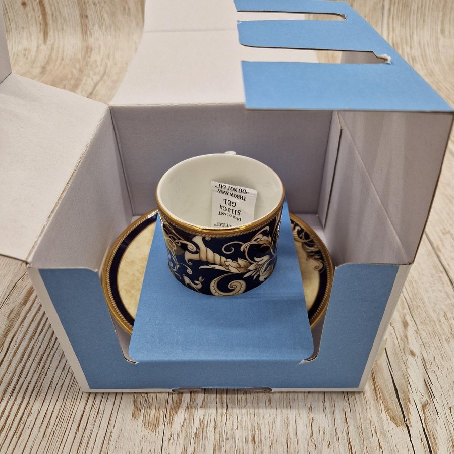 Wedgwood Cornucopia kaffekopp med fat - NY