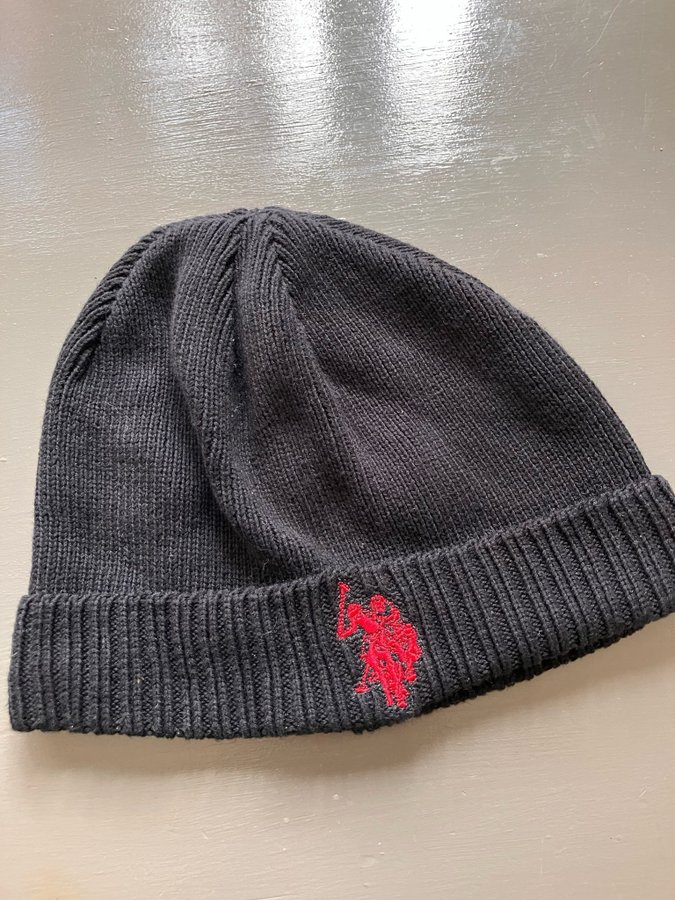 US Polo Assn svart mössa