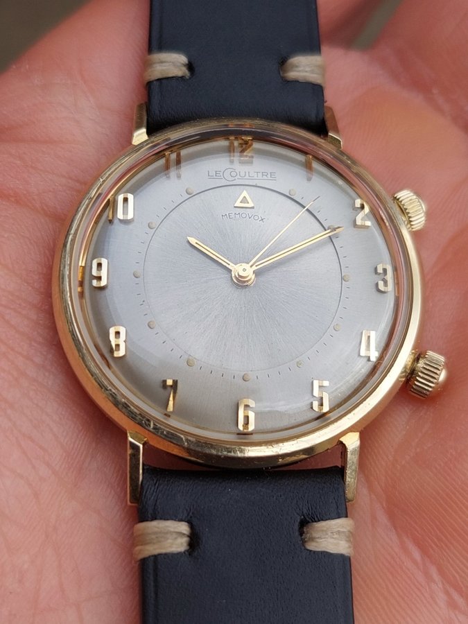 Jaeger LeCoultre Memovox alarm  14k solid gold 1 year warranty