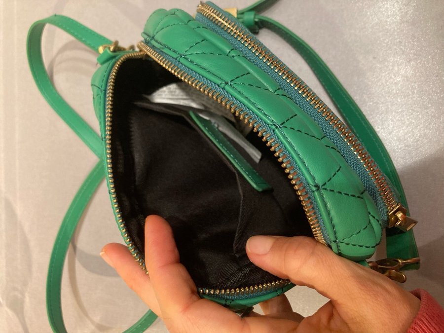 Zara small shoulder bag green