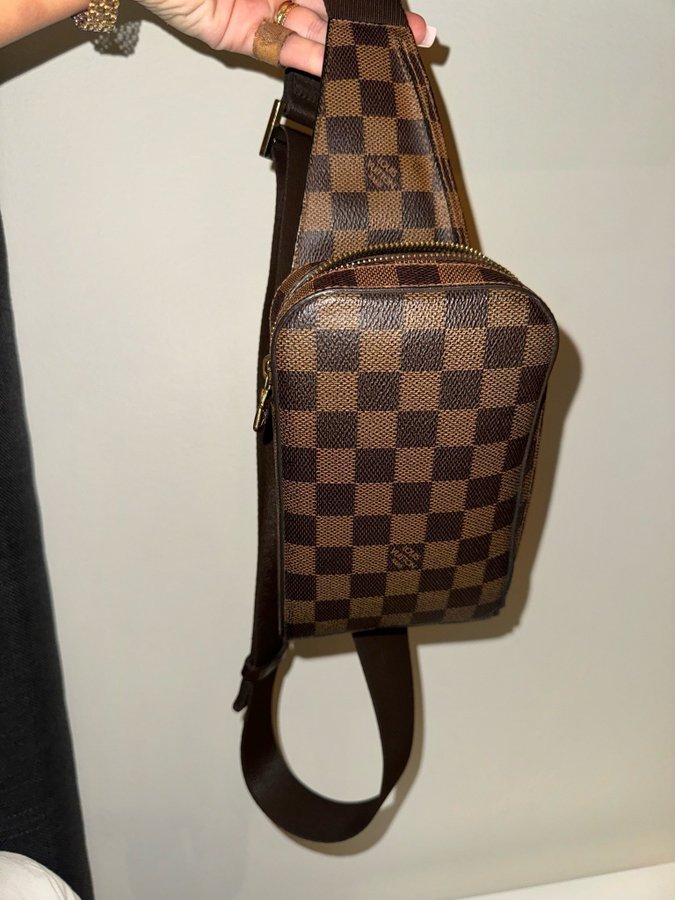 Louis Vuitton Geronimo herr väska