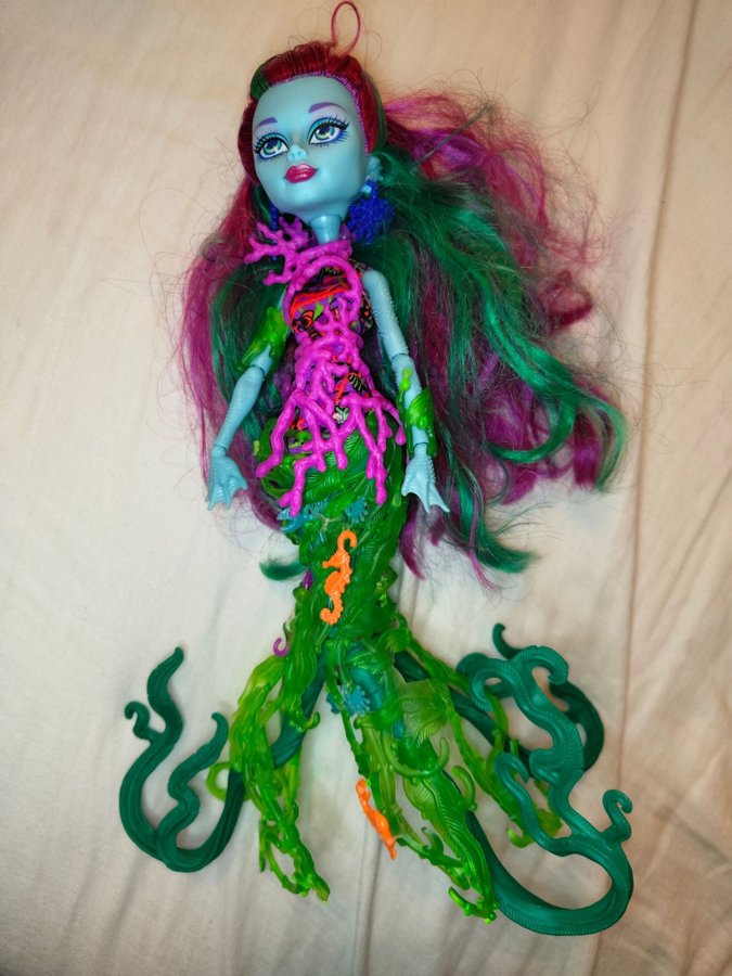 Monster high poseareef